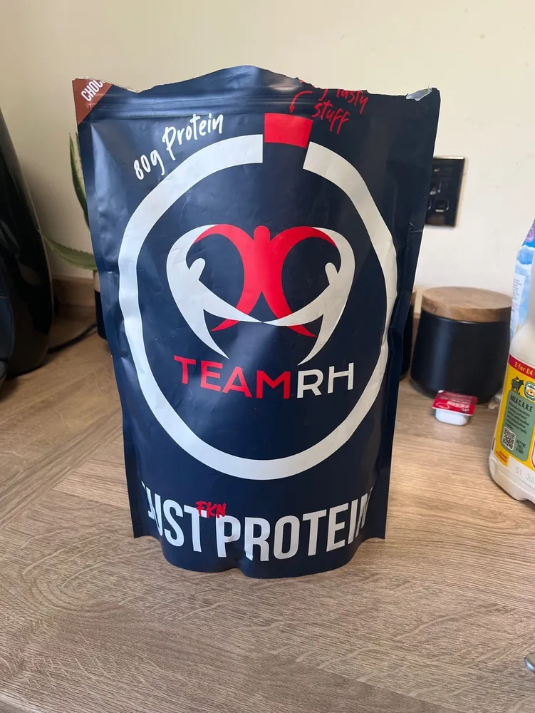 Team RH Chocolate protein powder