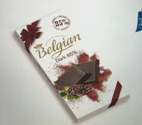 Dark chocolate bar