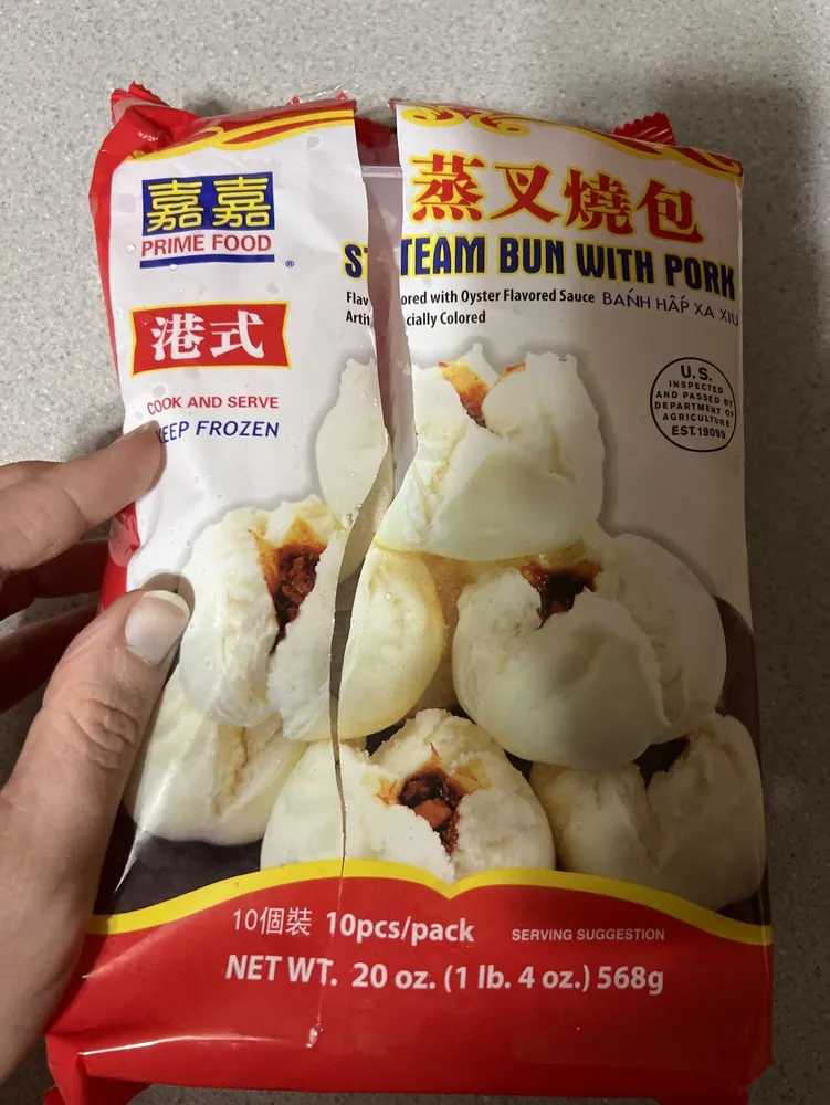 Pork steam buns