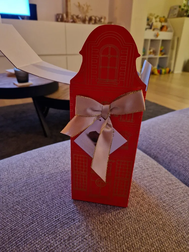 Premium Belgian Cocoa Dusted Truffle