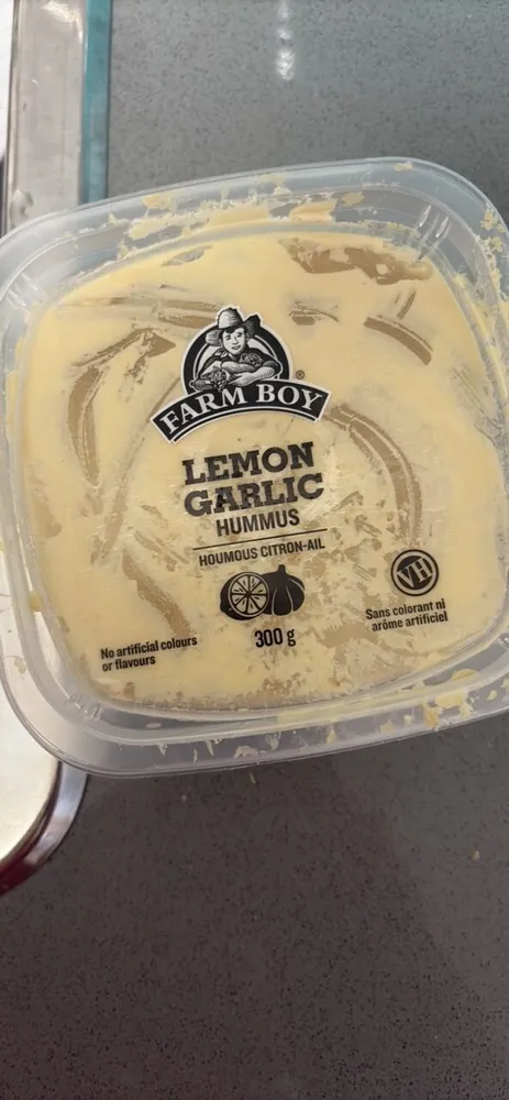 Lemon garlic hummus