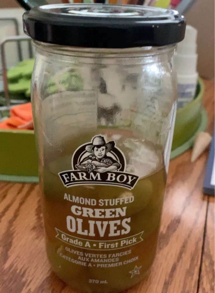 Green olives stuffed with almonds