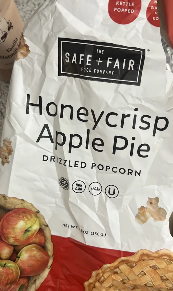 Honeycrisp apple pie popcorn