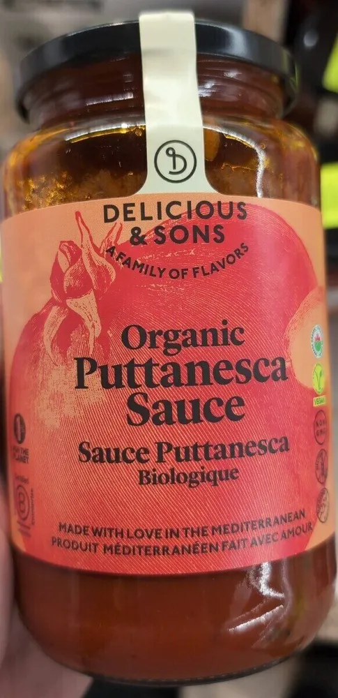 Organic puttanesca sauce