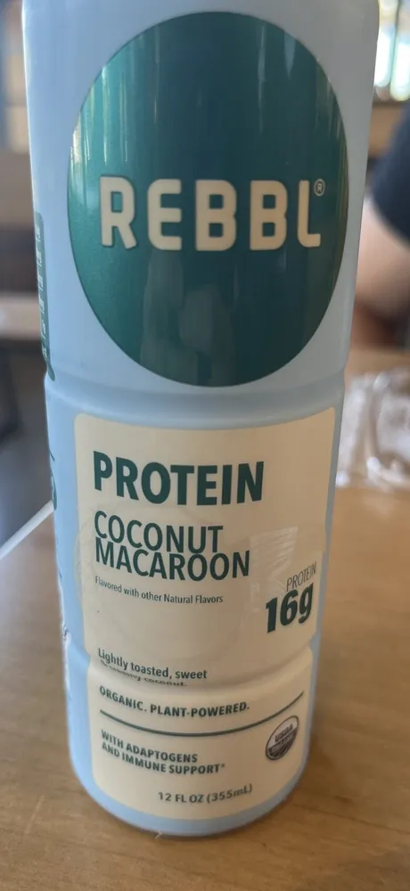 Protein coconut macaroon