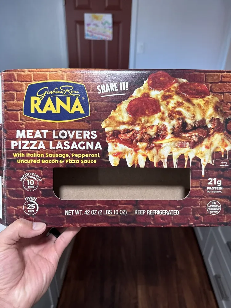 Meat lovers pizza lasagna