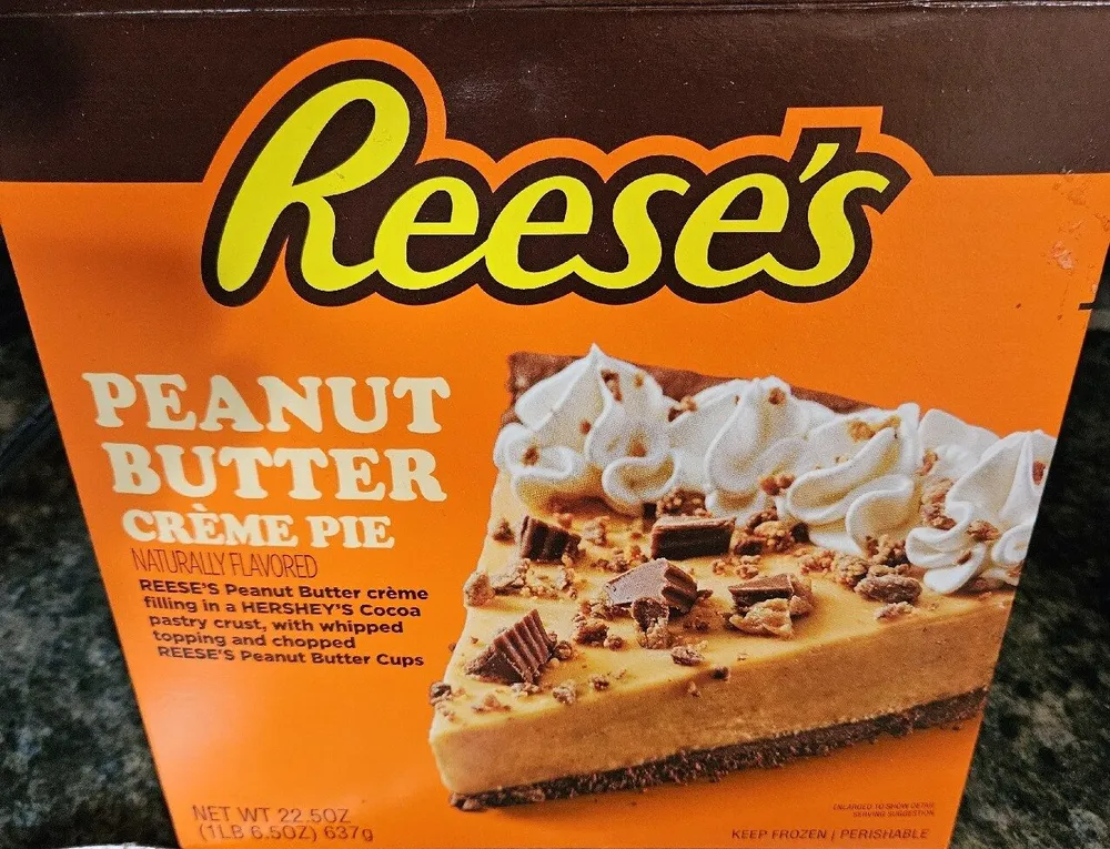 PEANUT BUTTER CRÈME PIE