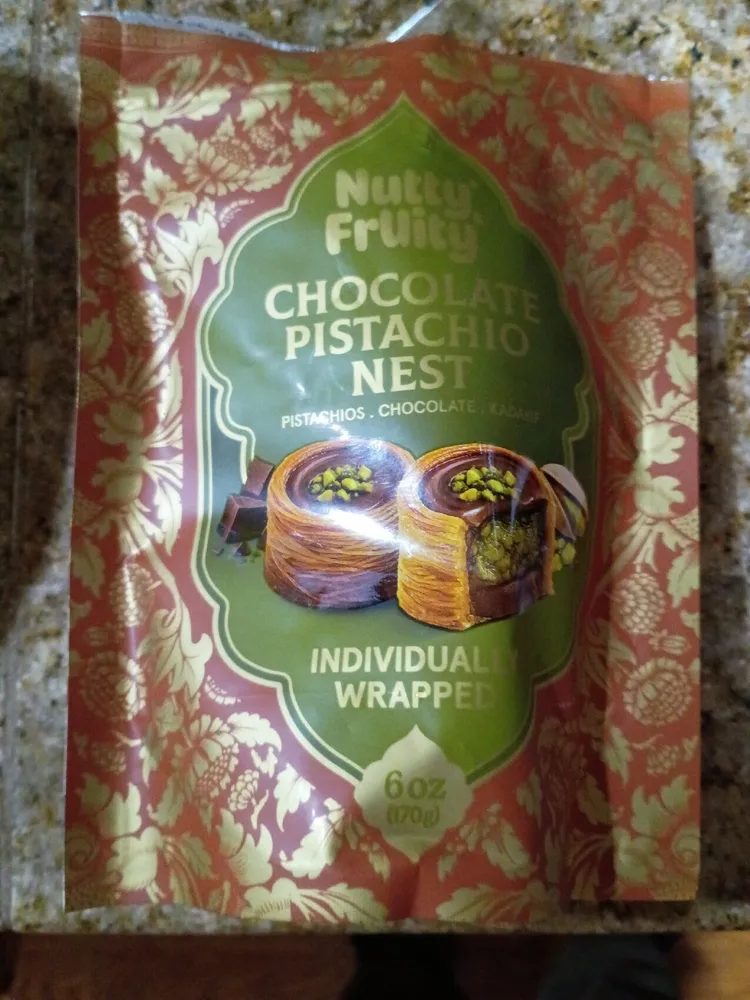 Chocolate Pistachio Nest