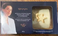 Bûche au chocolat blanc crouillant poires er canneberges