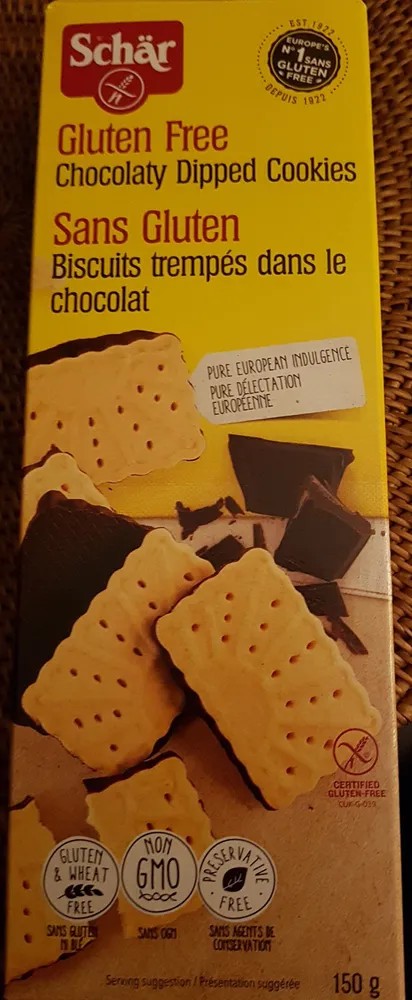 Biscuits trempés dans le chocolat
