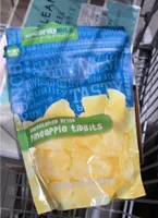 Sweetened dried pineapple tidbits