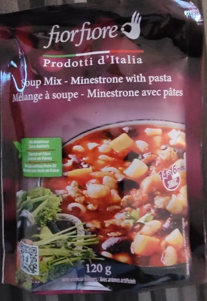 Minestrone with pasta