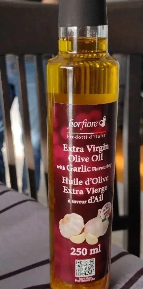 Huile d'olive extra vierge à saveur d'ail