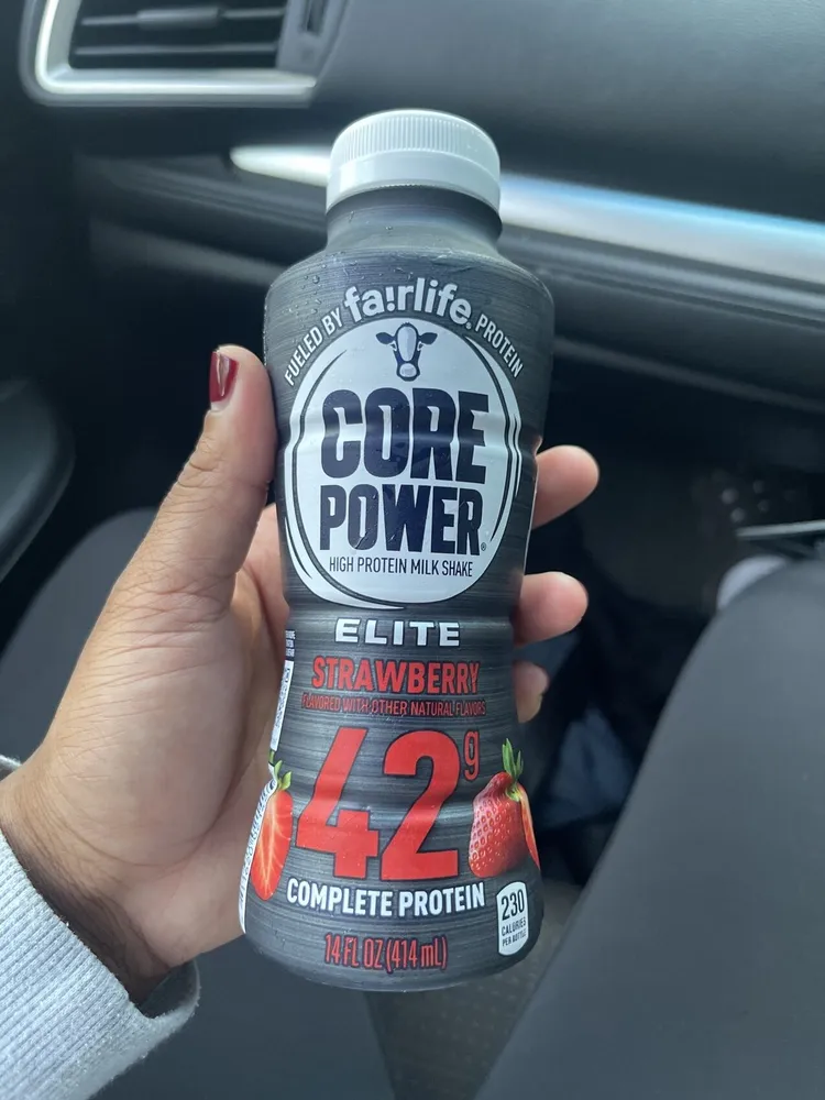 CORE POWER ELITE STRAWBERRY HIGH PROTEIN MILK SHAKE