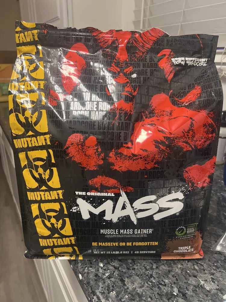 MUTANT MASS weight gainer protein powder