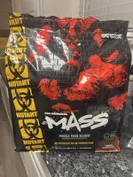 MUTANT MASS weight gainer protein powder