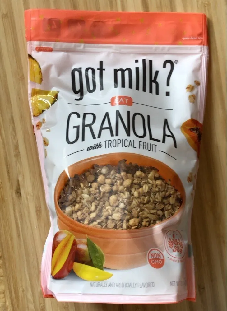 Granola with Tropical Fruit