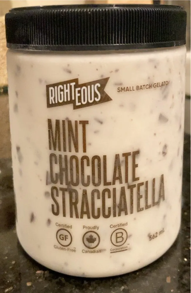 Mint chocolate stracciatella