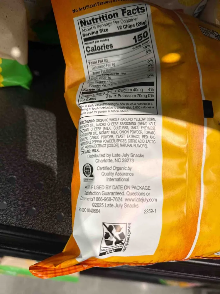 NACHO CHEESE TORTILLA CHIPS