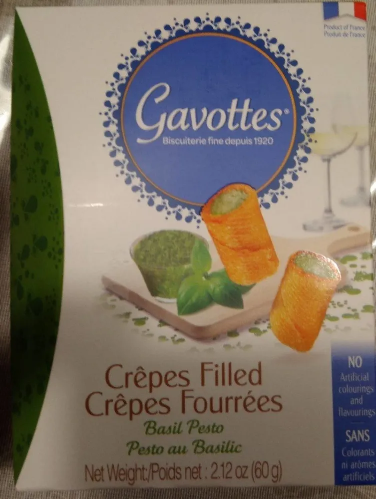 Crepes filled basil pesto