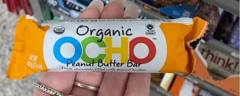 Ocho peanut butter bar