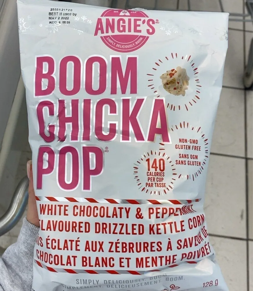 White Chocolaty & Peppermint Flavoured Drizzled Kettle Corn