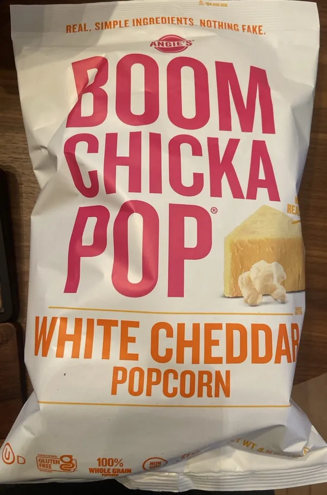 WHITE CHEDDAR POPCORN
