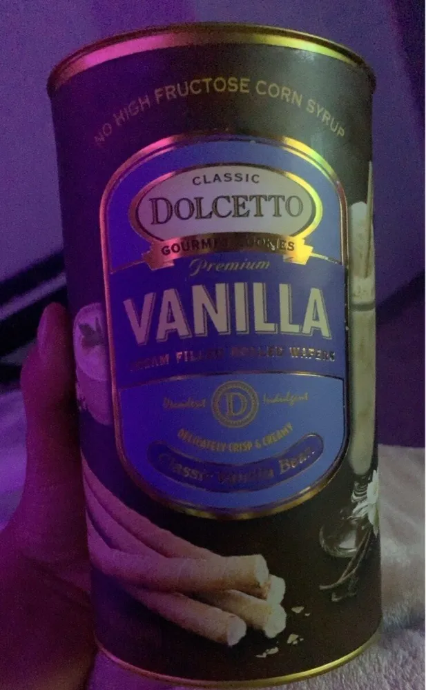 Vanilla Cream Filled Rolled Wafers