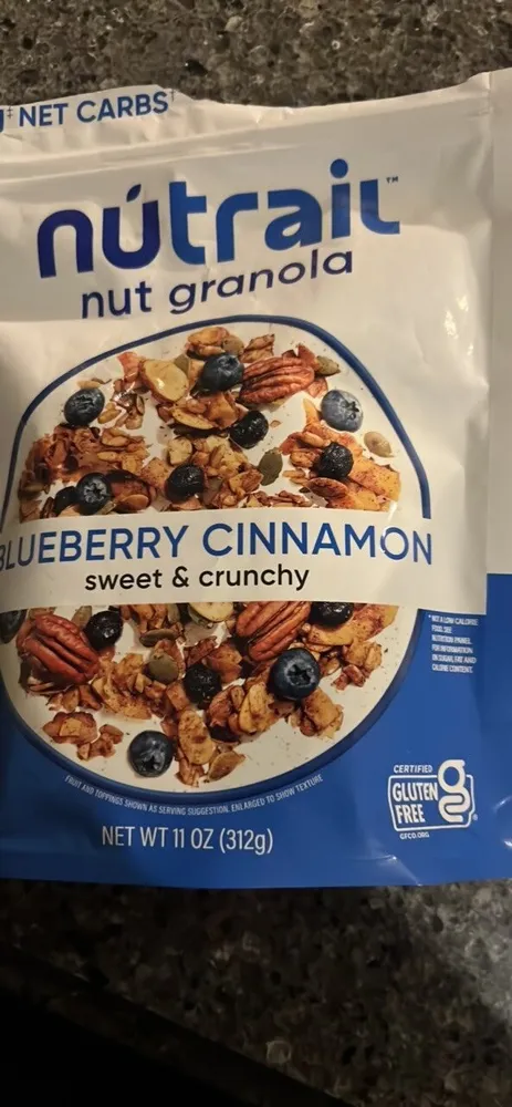 nut granola blueberry cinnamon