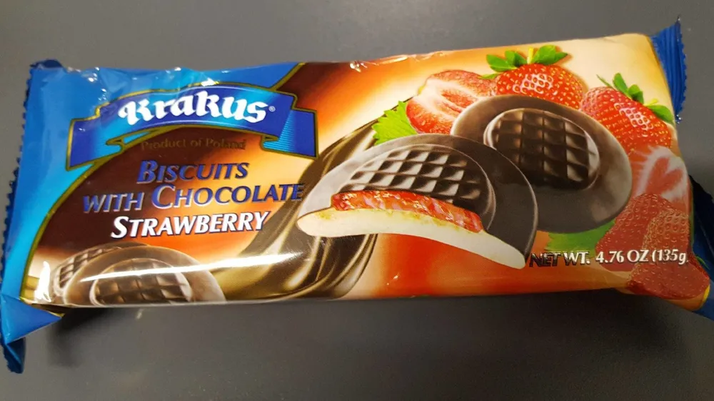 Krakus Biscuits With Chocolate Strawberry