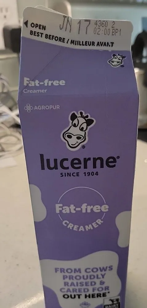 Lucerne fat-free creamer