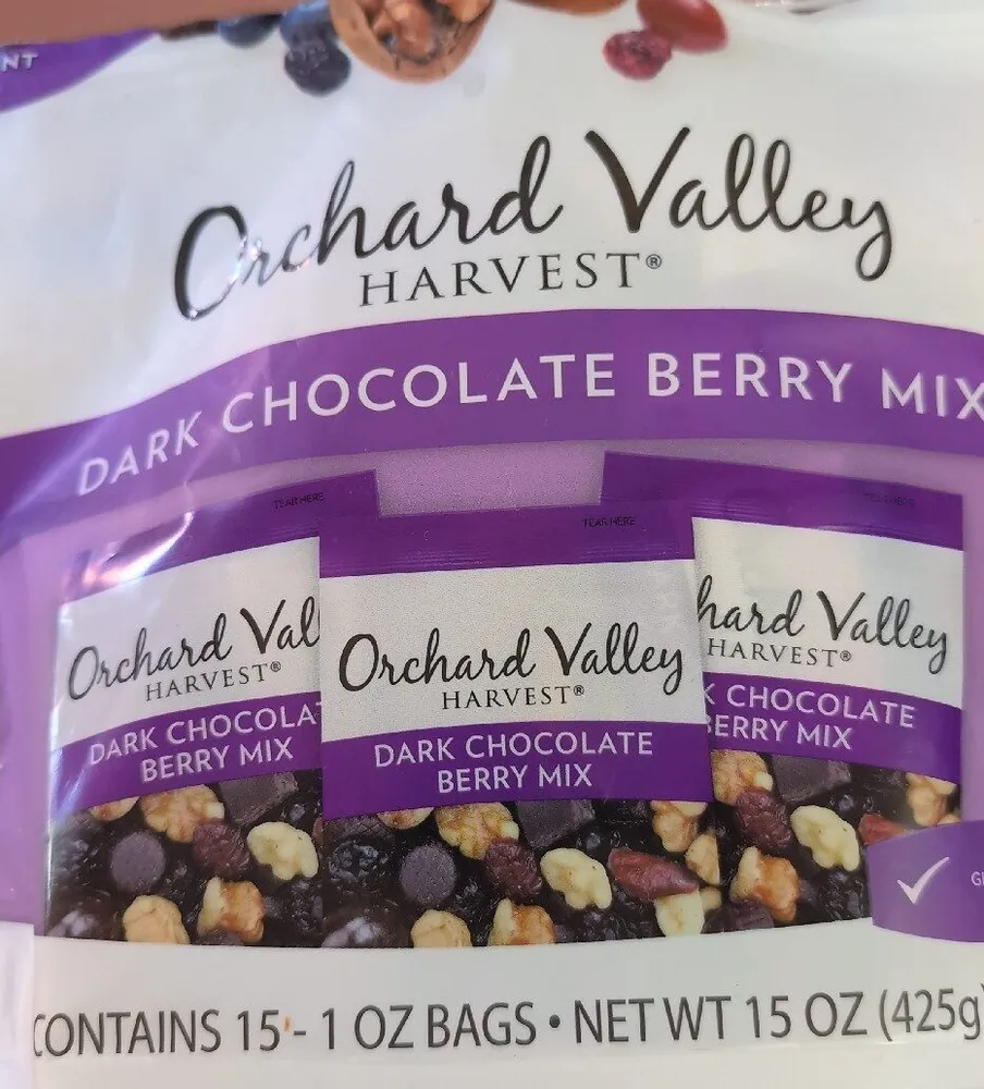 Dark Chocolate Berry Mix