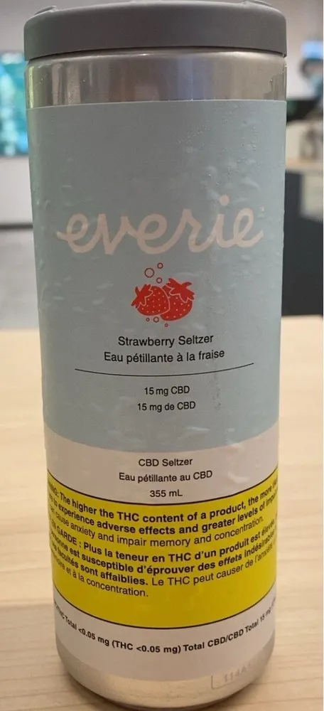 Eau Pétillante à la fraise