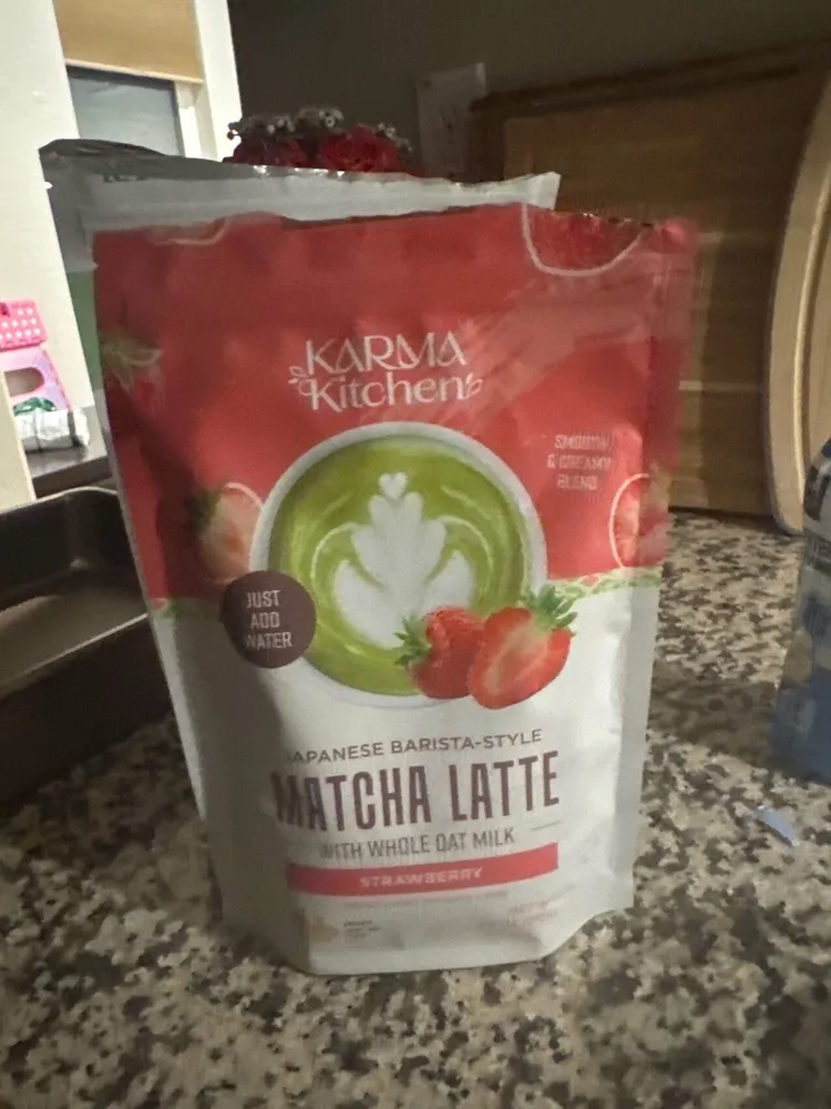 Japanese Barista Style Matcha Latte With Whole Oat Milk