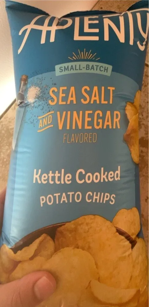 Sea salt and vinegar kettle cooled potato chips