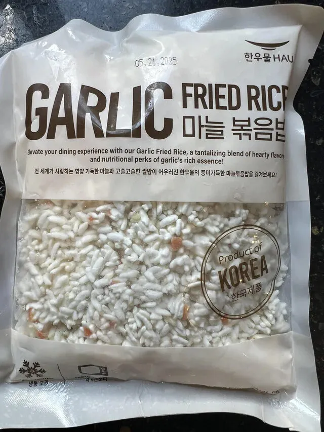 Garlic fried rice