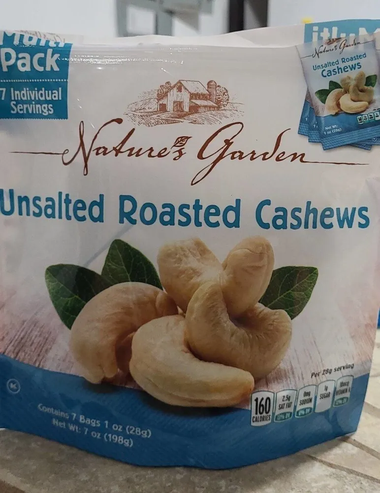 Unsalted roadsted cashews