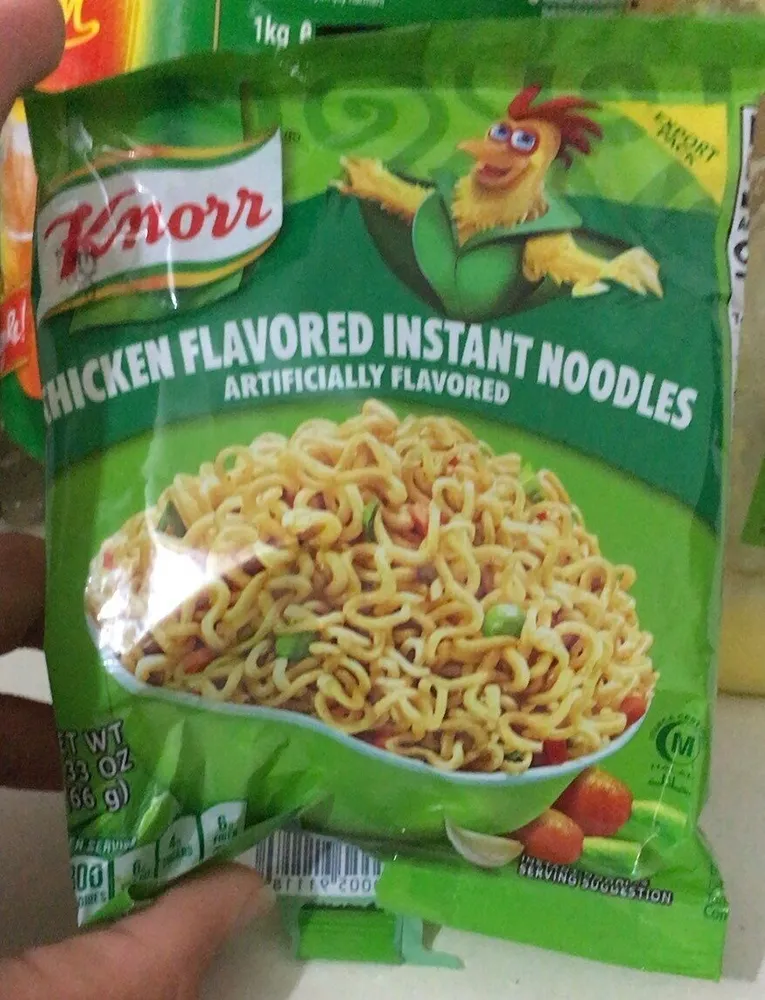 CHICKEN FLAVORED INSTANT NOODLES
