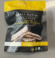 Coconut toffee granola bar
