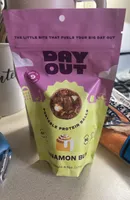 Cinnamon Bun Portable Protein Balls