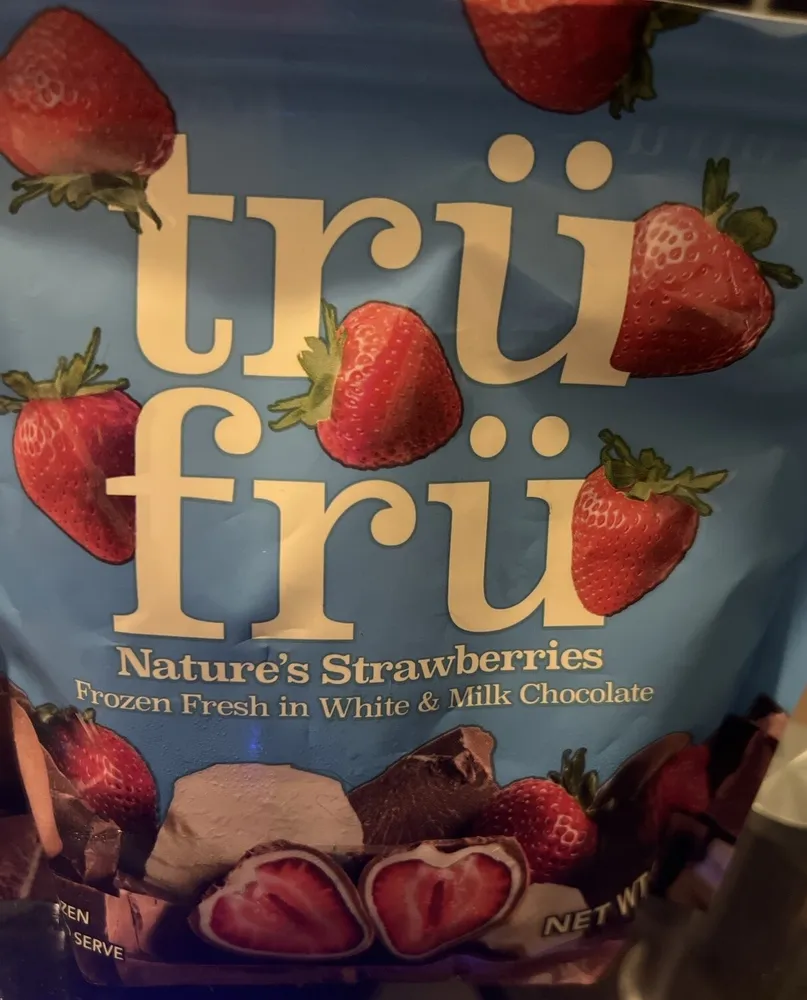 Milk + White Chocolate Frozen Fresh Strawberries