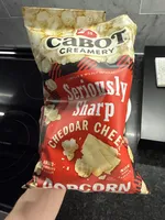 Cheddar cheese pop corn