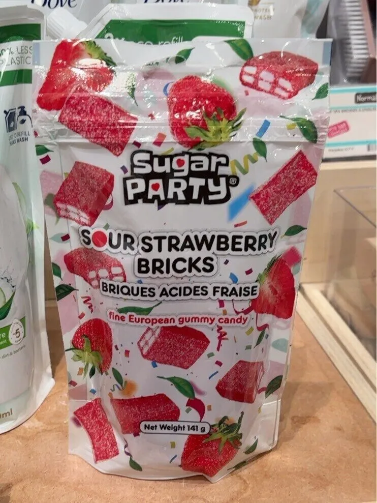 Sour strawberry Bricks