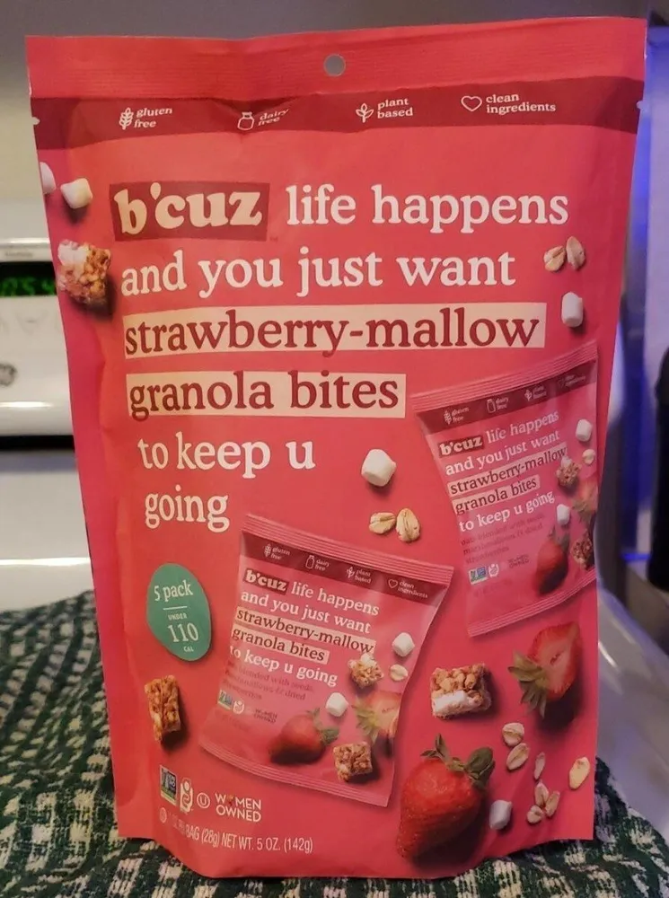 strawberry-mallow granola bites