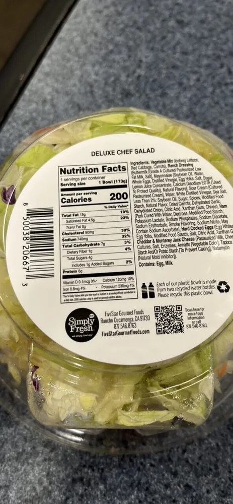 DELUXE CHEF SALAD