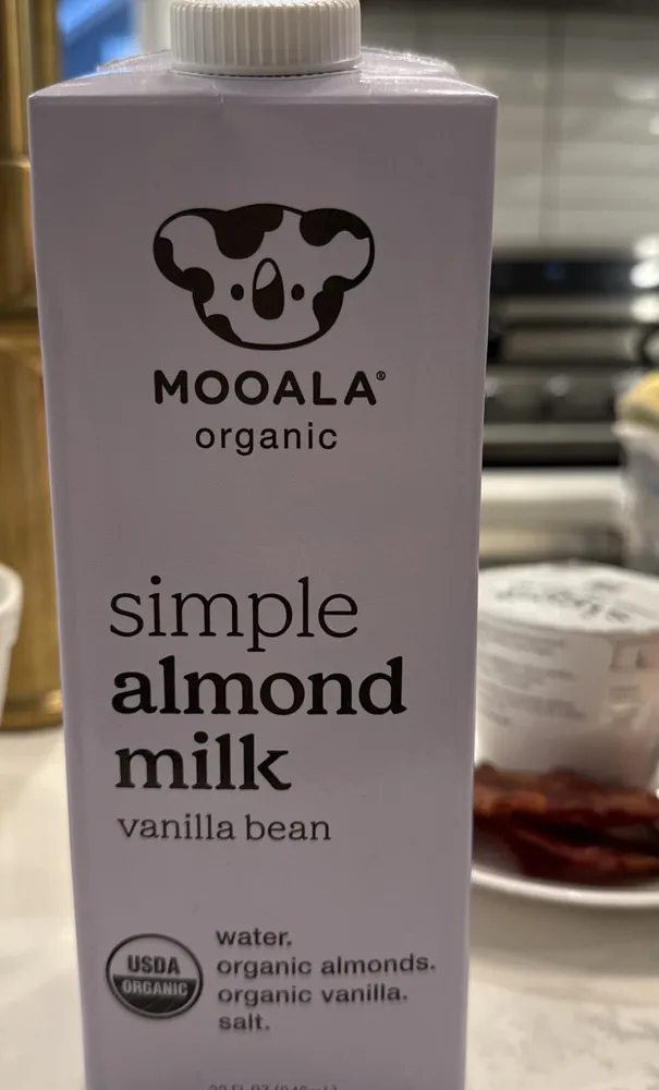 Almond Milk: Vanilla Bean
