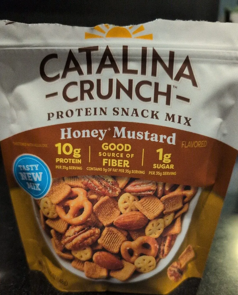 Protein snack mix honey mustard
