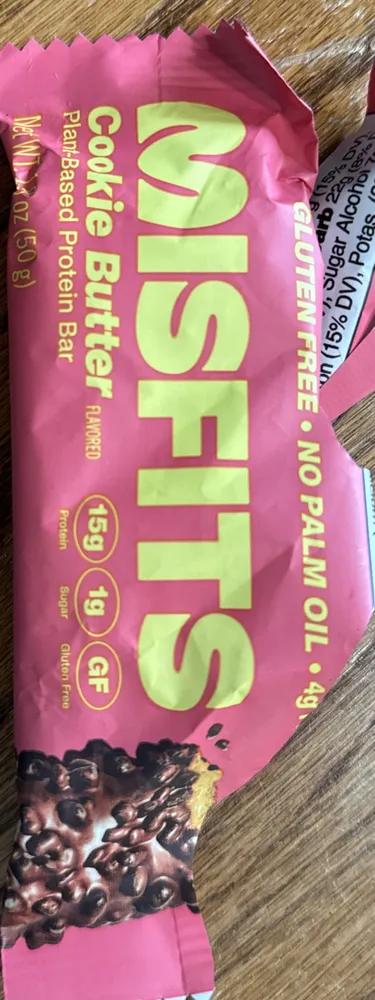 MISFITS Cookie Butter Vegan Plant-Based Protein Bar