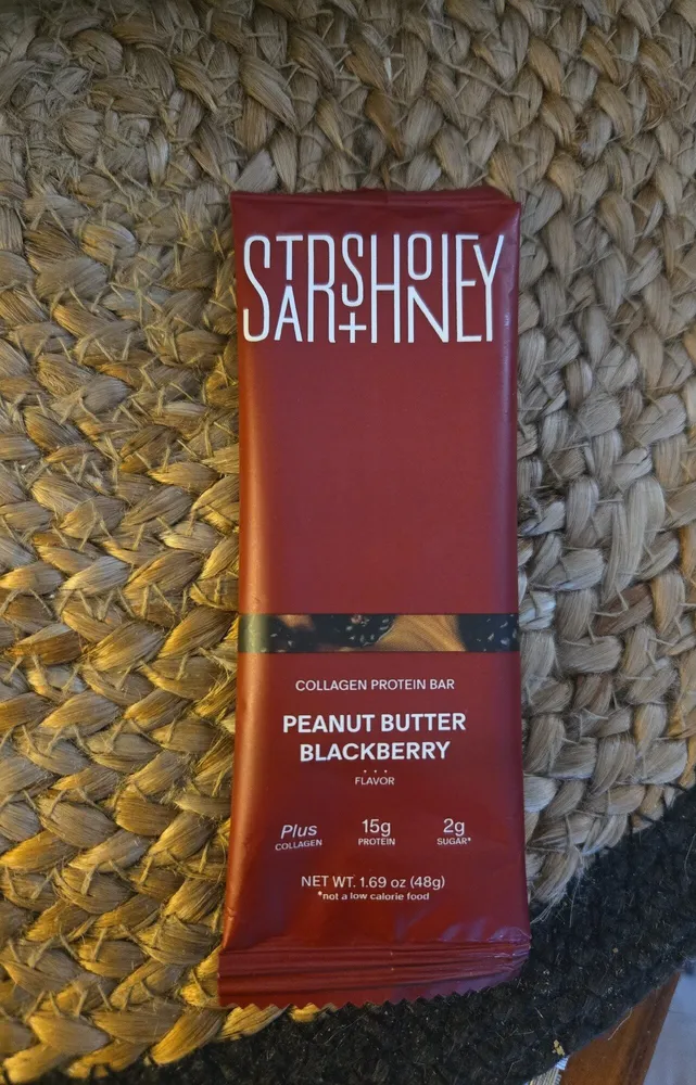 Peanut Butter BlackBerry collagen protein bar