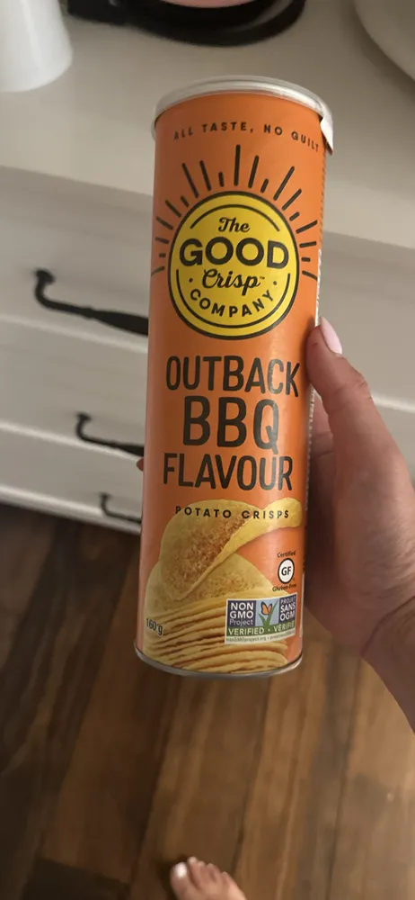 Out back BBQ flavour potato crisps